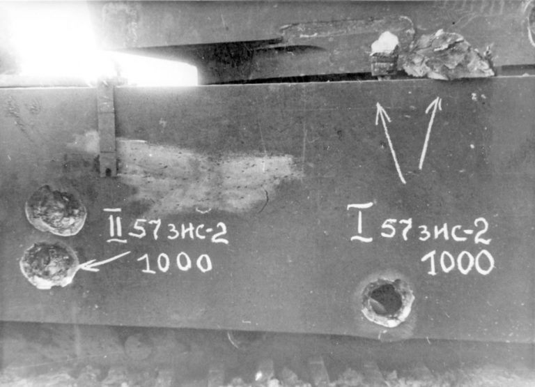  57-мм орудия «брали» машину в борт с лёгкостью. Источник: warspot.ru