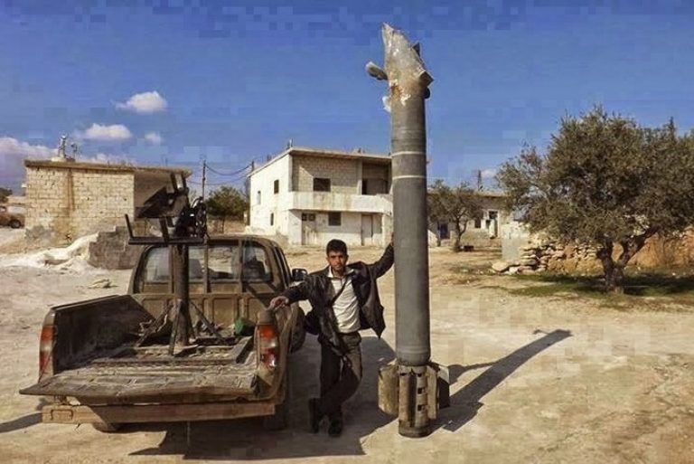  Отработанный двигатель снаряда Торнадо-С в Сирии