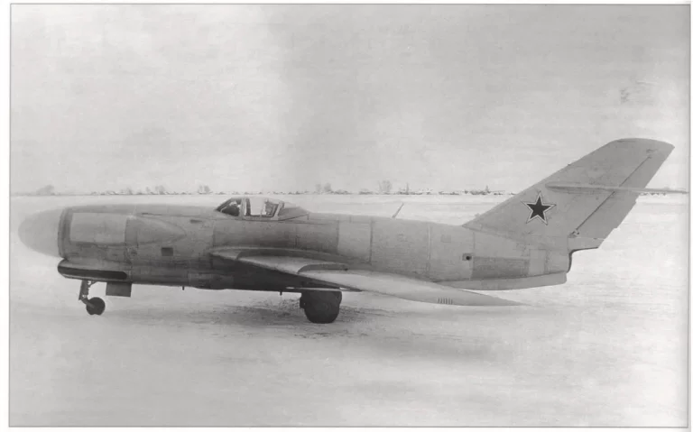 Прототип Ла-200Б. Источник: книга Ye. Gordon. Lavochkin’s Last Jets.