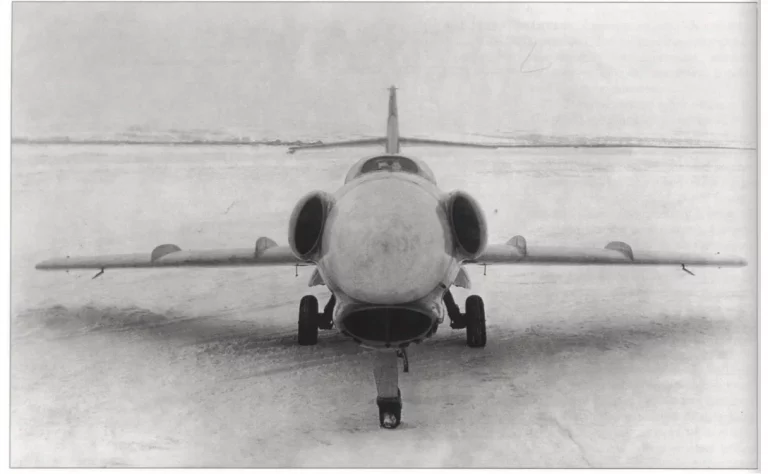 Прототип Ла-200Б. Источник: книга Ye. Gordon. Lavochkin’s Last Jets.
