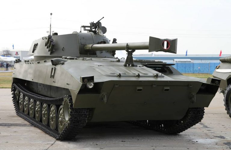Самоходное артиллерийское орудие 2С34 «Хоста». Россия