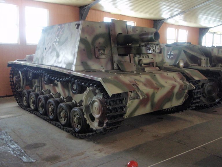 150-мм САУ StuIG 33В в экспозиции Музея бронетанкового вооружения и техники в Кубинке
