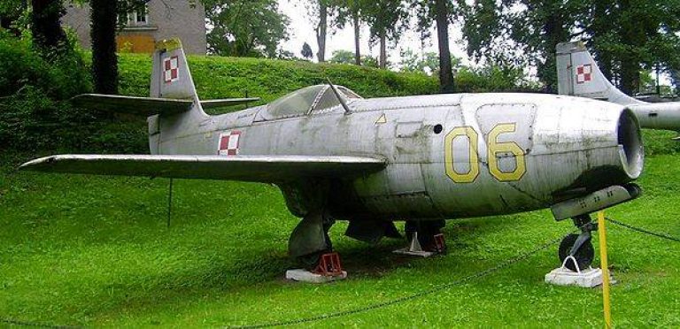  Истребитель Як-23 в Музее польской авиации в Кракове