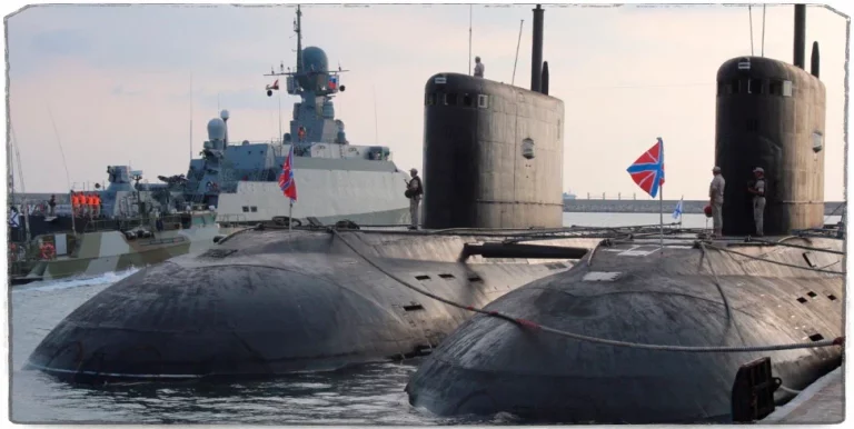  В составе Средиземноморской эскадры Россия всегда держит две "Варшавянки" и уже неоднократно были случаи, когда противолодочные силы НАТО за ними безуспешно гонялись, в частности ВМС Великобритании. Источник: dambiev.livejournal.com. 