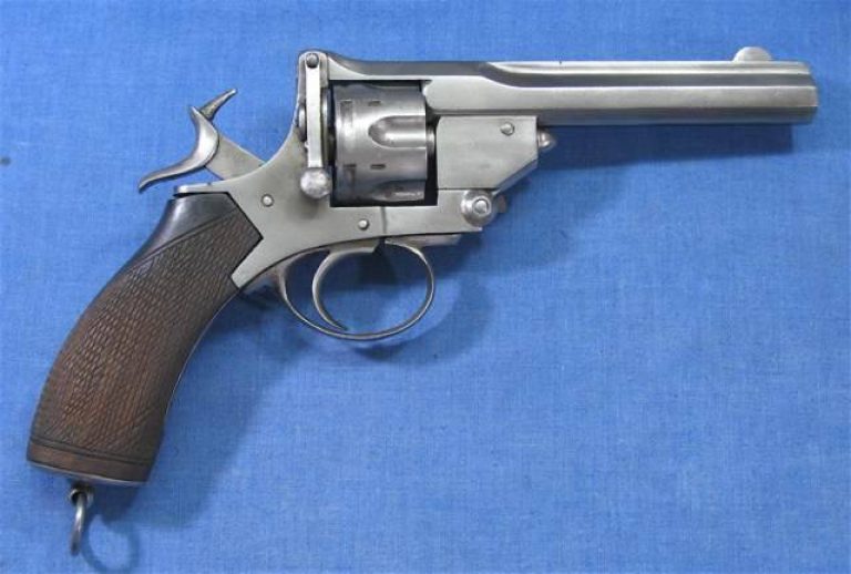  Револьвер модели «Кунэ-Прайс». Вид справа. Фото www.littlegun.be