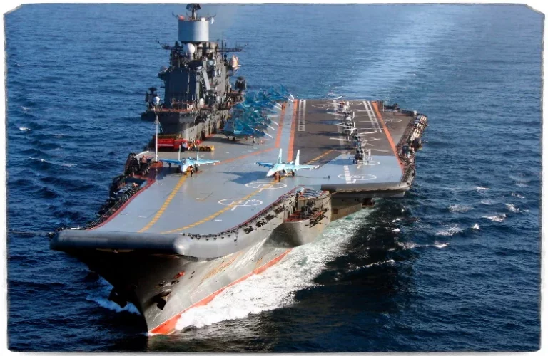       Несмотря на шутки и насмехательства над нашим "Кузнецовым", после модернизации получится очень серьёзный корабль с огромными противокорабельными возможностями, оценивающимися в тысячи километров.