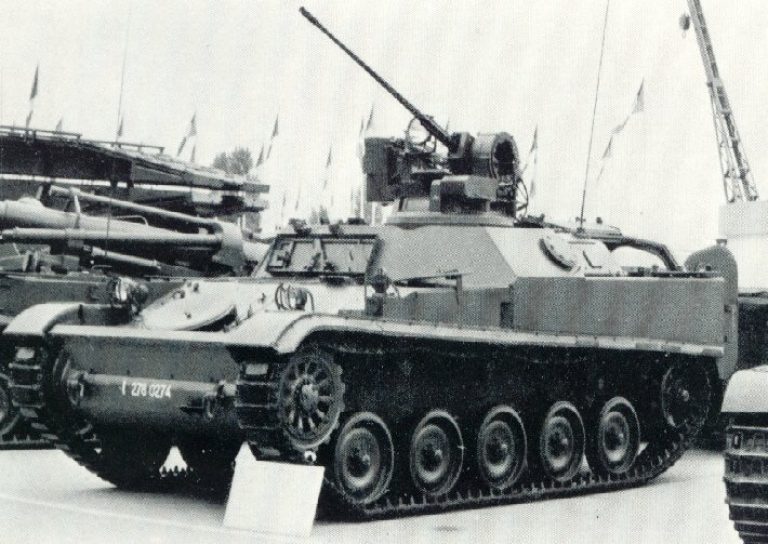 AMX-VCI с 20-мм автопушкой