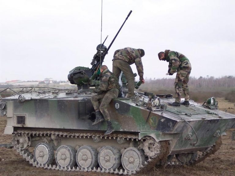 Максимальный угол возвышения вооружения AMX-10 P