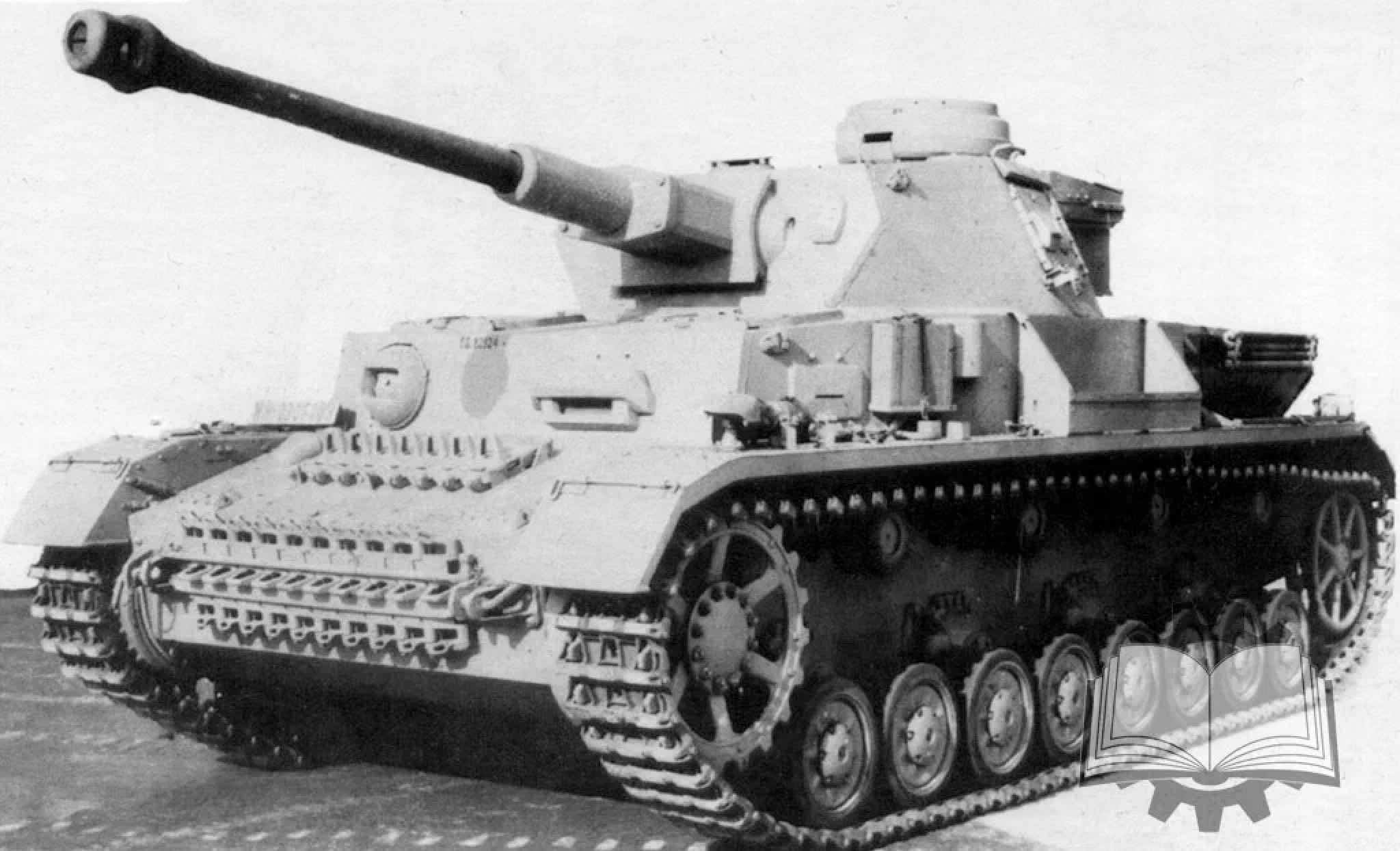 Немецкий танк с длинным названием. PZ-IV l43. KWK 40 L/43. PZ 4 G. KWK 40 L/48.