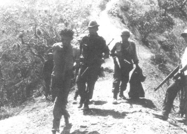 13 - Капитан боливийского спецназа Гари Прадо