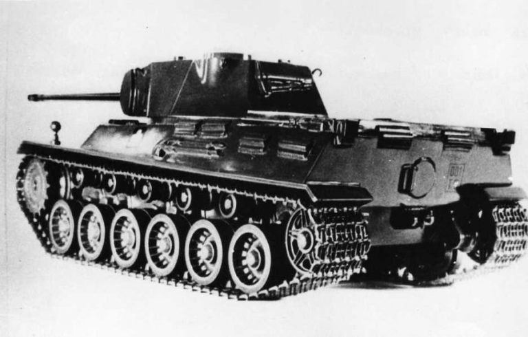 Макет танка «Тош»