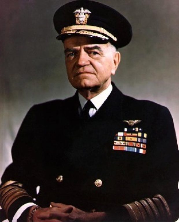   Вице-адмирал Уильям Ф. Хэлси history.navy.mil