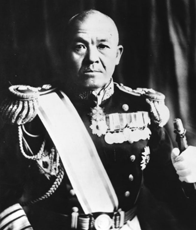   Вице-адмирал Нагумо Тюити, парадная фотография history.navy.mil