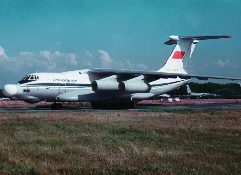       А-60 — самолет носитель лазерного оружия на базе Ил-76