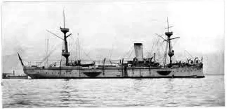   стальной (первый среди кораблей японской постройки) небронированный крейсер Такао