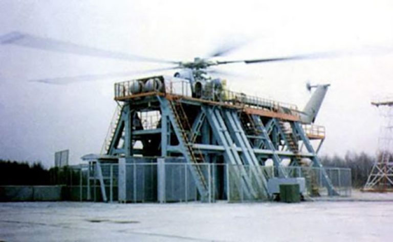 Натурный испытательный стенд силовой установки и несущей системы Ми-26