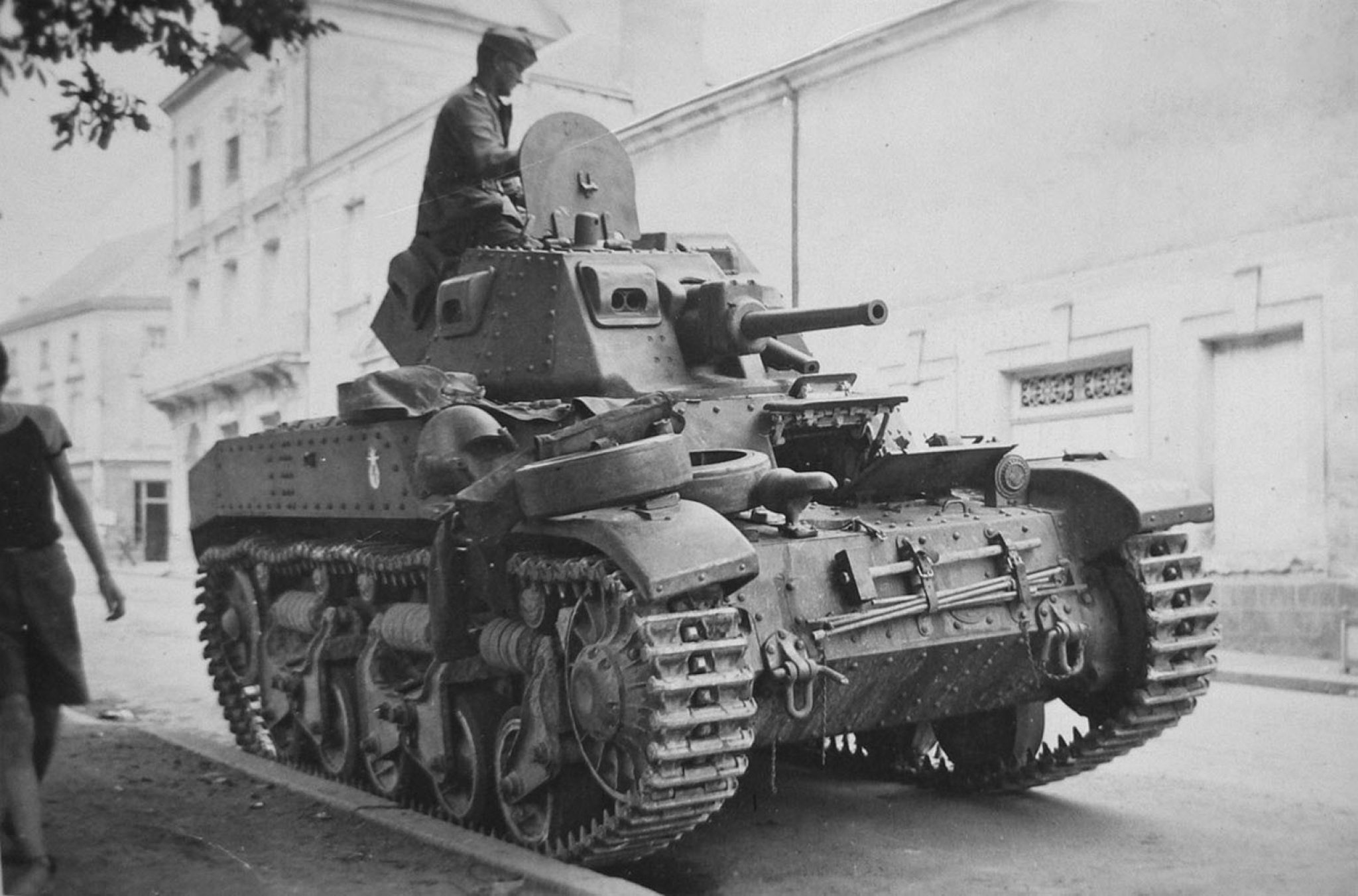 Wo tank. Renault AMC 35. Танк Рено AMC 35. Легкий танк Renault "AMC 35". Французский танк АМС 35.