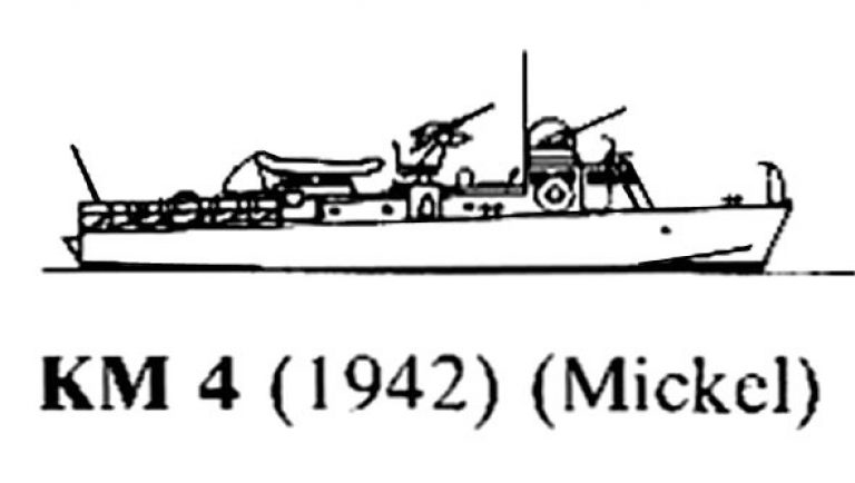 Быстроходный катер-заградитель типа КМ-1. Эти катера строились с декабря 1941 года фирмой «Нордбьерг и Ведель» в Копенгагене и имели полное водоизмещение 18–19 т, скорость достигала 32 узлов. Каждый катер вооружался 15-мм автоматом в закрытой турели и 7,92-мм пулемётом, а также нёс четыре донных неконтактных мины TBM. Erich Gröner. Die deutschen Kriegsschiffe 1815-1945. Band 2