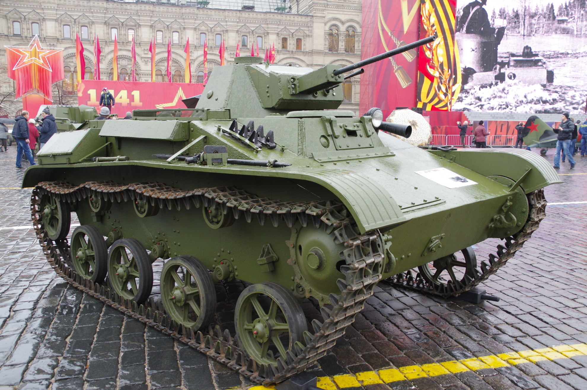 Советский легкий танк. Т-60 лёгкий танк. Т-60 танк СССР. Танк Малютка т-60. Т60 с ДШК.