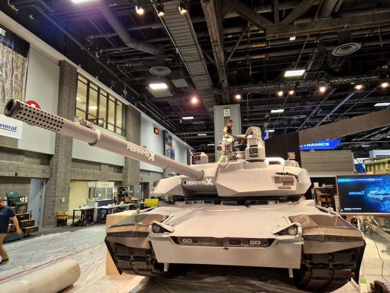 Abrams X на выставке AUSA-2022