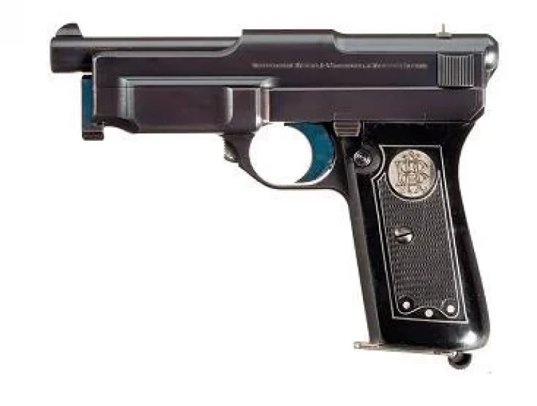    Вот этот пистолет Model 1912/1914 был продан в 2016 году за 97 750 USD
