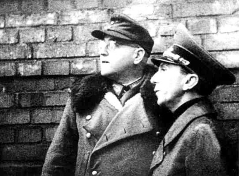Теодор Бюссе и д-р Геббельс, март 1945 г.