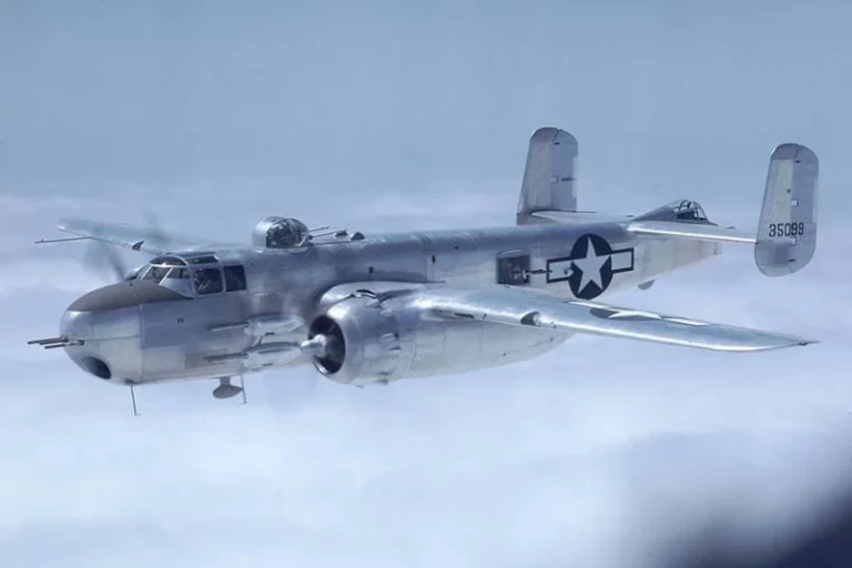 Использование 37-мм и 75-мм пушек американскими самолётами в годы Второй Мировой