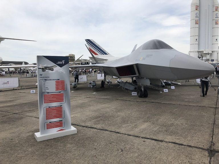  Макет истребителя TF-X на Парижском авиасалоне 2019 года