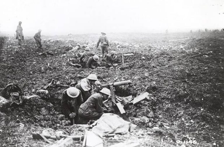 Канадские пулеметчики в Вими, апрель 1917 г.