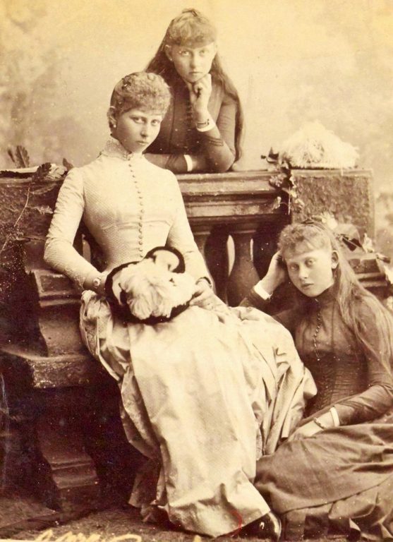 Три прусские принцессы. Виктория, София и Маргарита