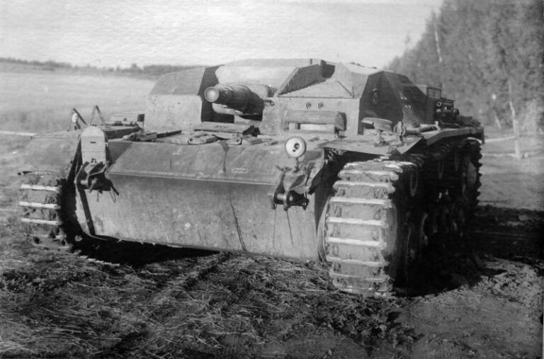 Трофейный StuG III Ausf. B в Советском союзе. 
