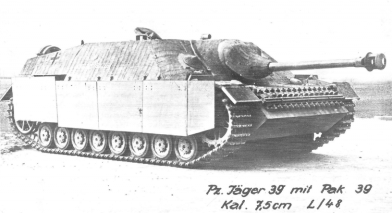 Второй образец Jagdpanzer IV в дальнейшем использовался как учебный. 
