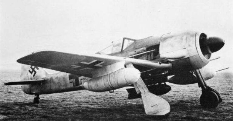Focke-Wulf Fw 190F-8 с 30-мм пушками МК 103