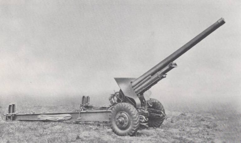 105-мм дальнобойное орудие 10.5 cm hrubý kanón vz. 35.