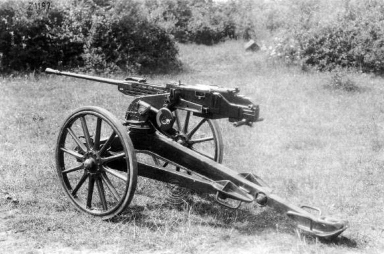 15-мм пулемёт ZB-60 в транспортном положении