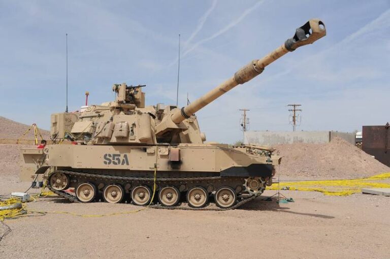 Модернизированная самоходка M109A7. Фото US Army