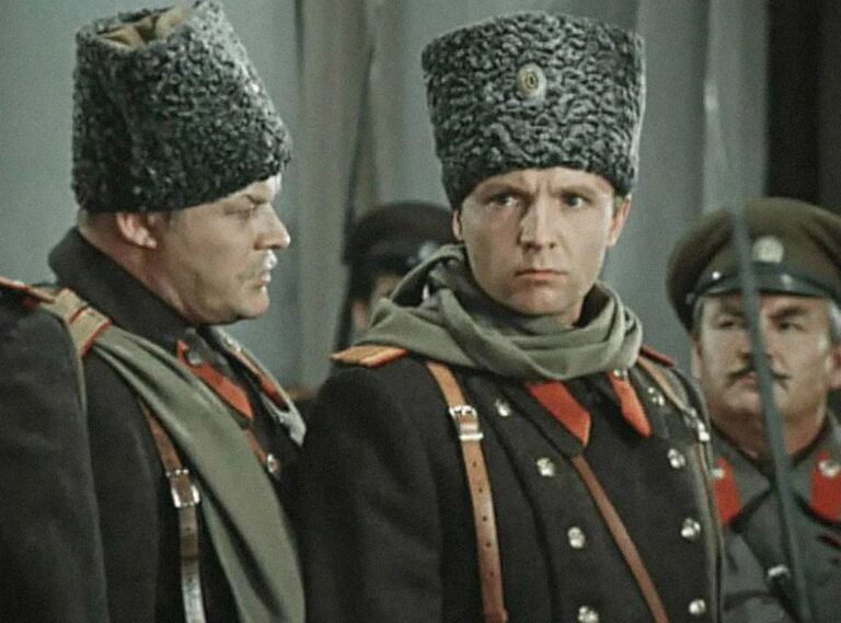 Кадр из советского фильма «Дни Турбиных»