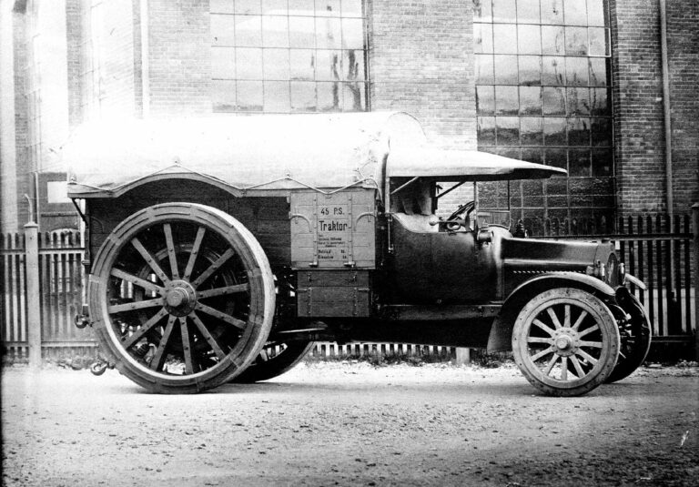 Saurer Typ AE, на презентации, на борту машины написано - тягач, 45 л.с. (фотография взята @Александр Домин (https://vk.com/domin2019)