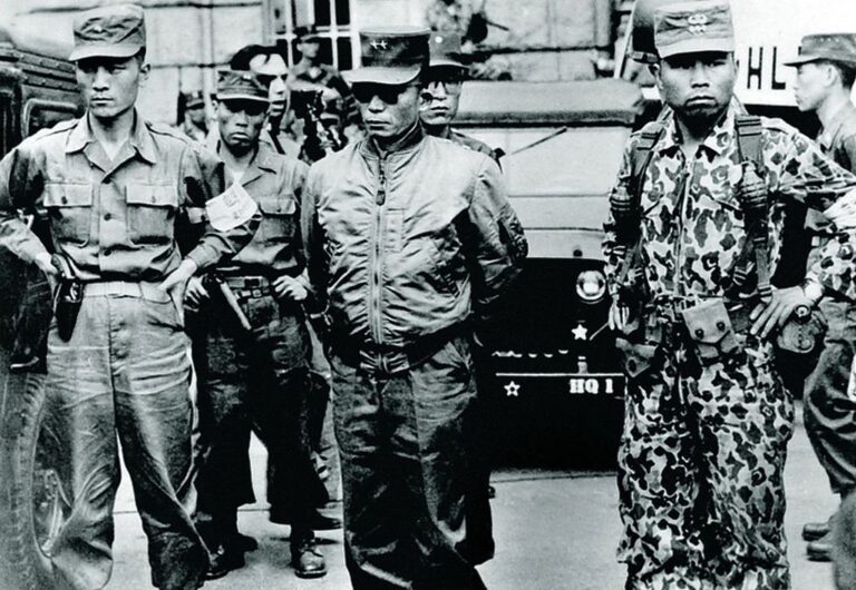 Генерал-майор Пак Чон Хи — лидер военного переворота 16 мая 1961 года в Южной Корее