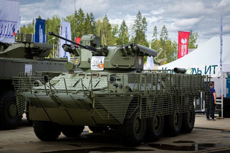 БТР-82АТ на выставке "Армии-2020"