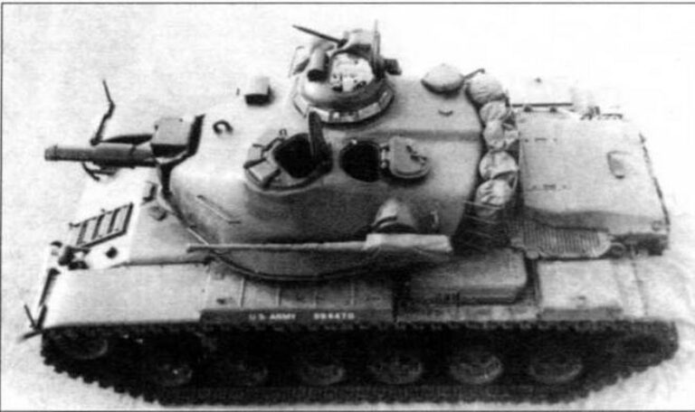  Один из прототипов танка М60А2, оснащенный башней типа D. 20-мм автоматическая пушка установлена на левом борту башни