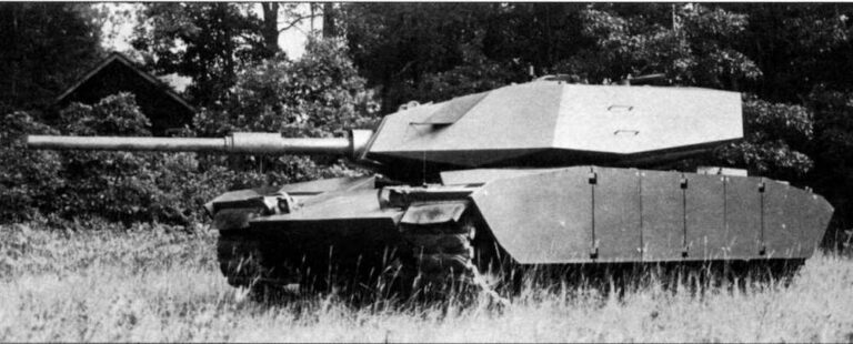  Опытный образец танка «Супер М60» (вверху и внизу)