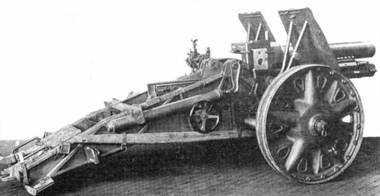 150-мм тяжелое пехотное орудие 15 cm sIG. 33 на лафете для конной тяги