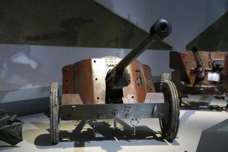 50-мм противотанковая пушка 5 cm Pak. 38 в экспозиции Военного музея Китайской революции
