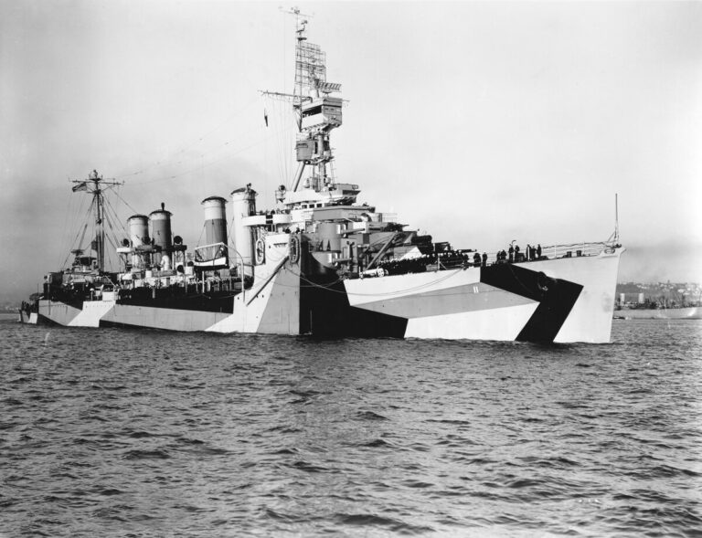 Легкий крейсер CL-10 «Трентон» (тип «Омаха»)