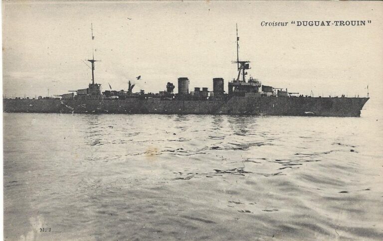 Легкий крейсер «Дюге Труэн» - первый французский легкий крейсер, построенный в ХХ веке