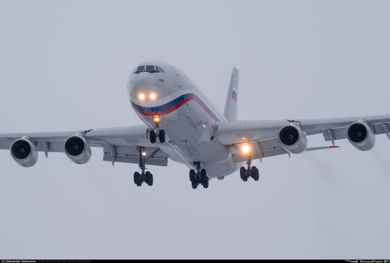 Ещё не импортозамещённый Ил-96-400