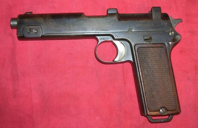 Пистолет «Штейр» модели 1912 года. Фотография Алена Добресса
