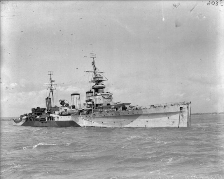 Легкий крейсер «Эмеральд» - «британский взгляд» на послевоенный крейсер