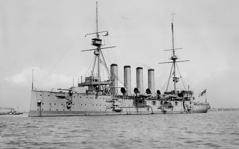 Броненосный крейсер "Кресси"
